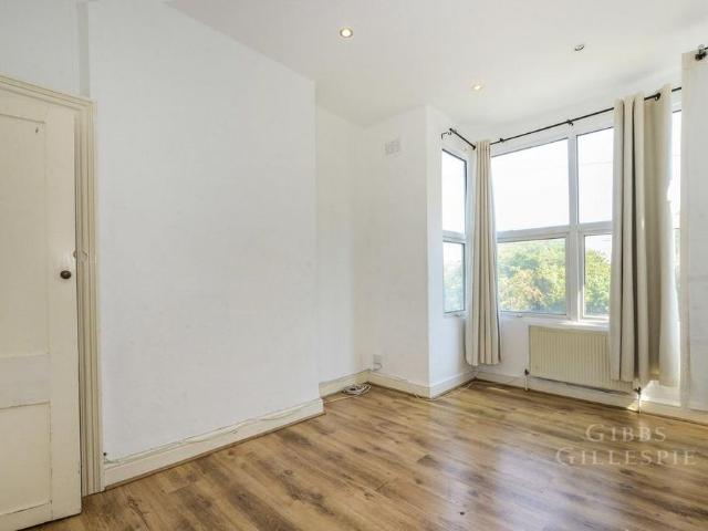 Apartment for rent in Sudbury, Greater London