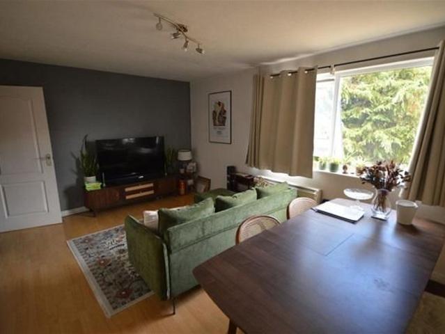 Apartment for rent in St Albans, Five Acres