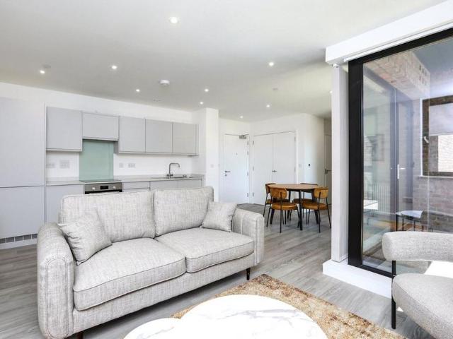 Apartment for rent in Chatham Waterfront, Chatham