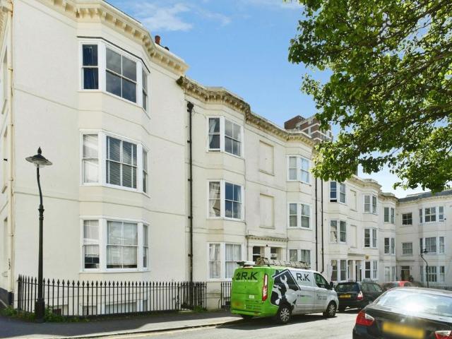 Flat for rent in Brunswick, Brighton & Hove