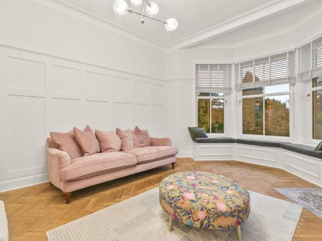 Apartment for rent in Dumbarton, Scotland