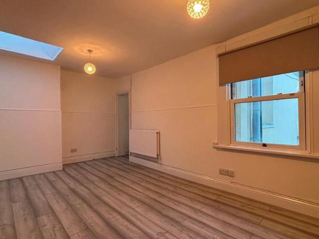Flat for rent in Weston-super-mare, North Somerset
