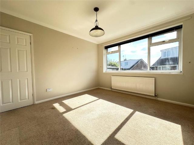Apartment for rent in London Borough of Croydon, Waddon