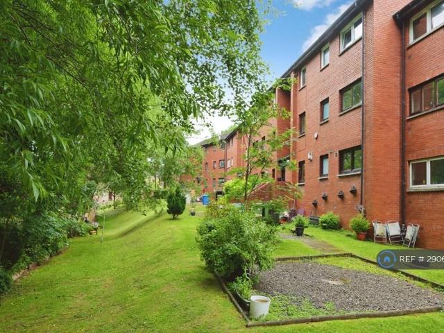 Flat for rent in North Woodside, Scotland