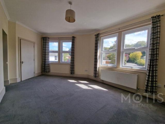 Flat for rent in Folkestone, Kent