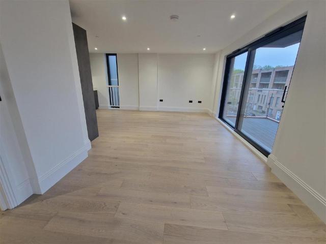Flat for rent in Rotherhithe, Greater London