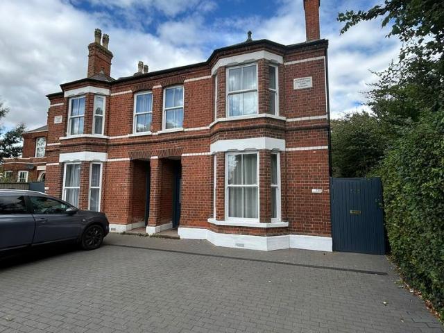 Flat for rent in Staniland, Boston