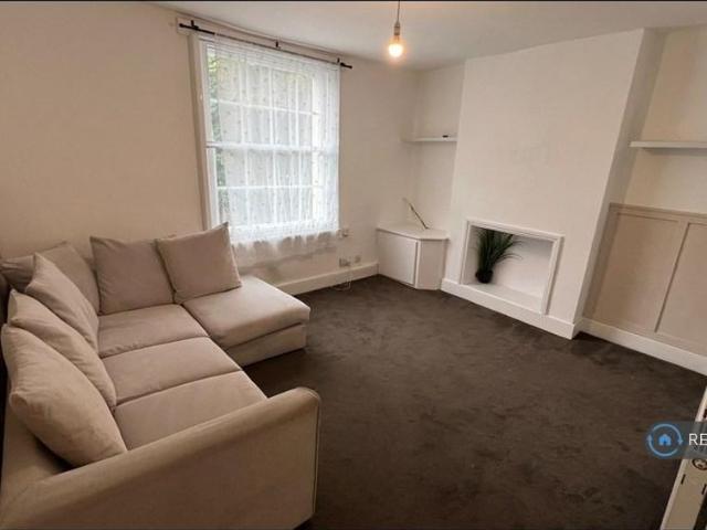 Apartment for rent in Epping, Essex