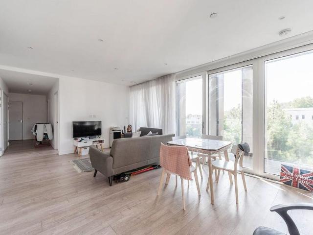Apartment for rent in Greater London