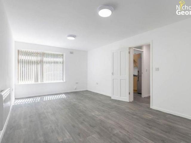 Apartment for rent in Wake Green, Isle Of Man