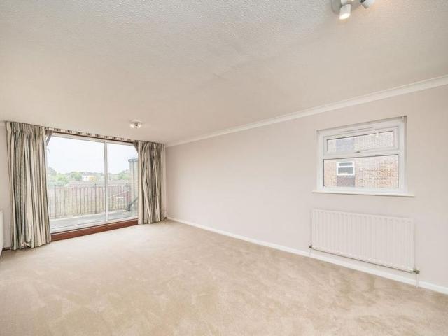 Apartment for rent in Surbiton, Greater London