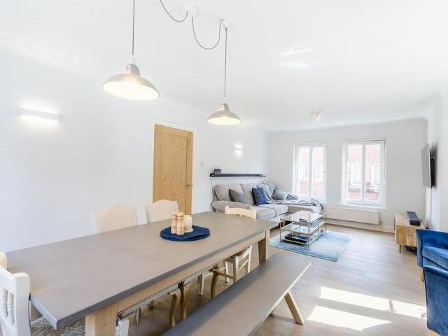 Apartment for rent in Paddington, Greater London