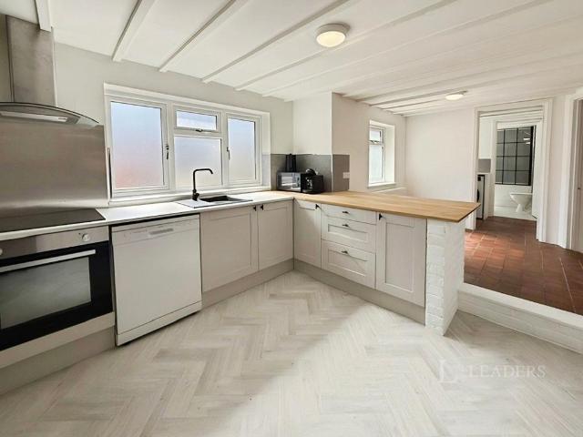 Flat for rent in Great Faringdon, Dromore