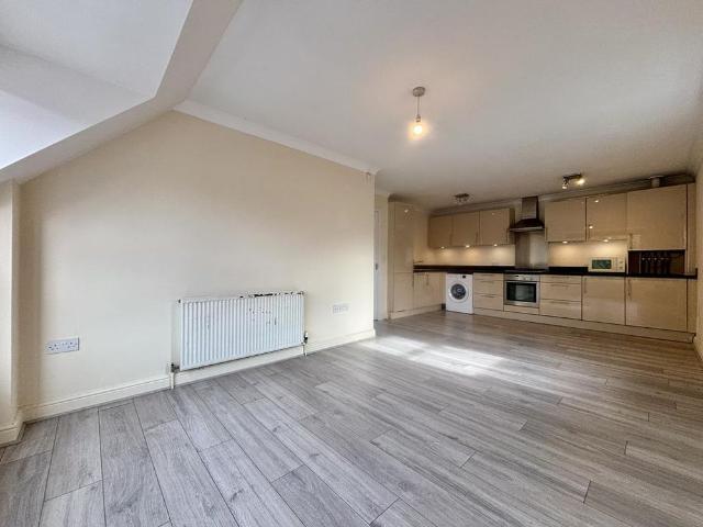 Apartment for rent in Penge, Greater London