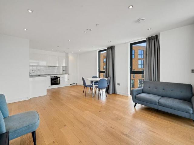 Apartment for rent in Sudbury, Greater London