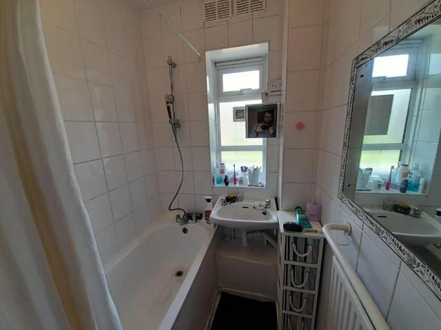 Flat for rent in Fulham, Greater London