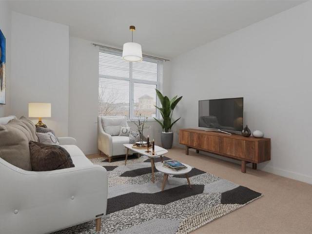 Apartment for rent in Heol-las, Surrey
