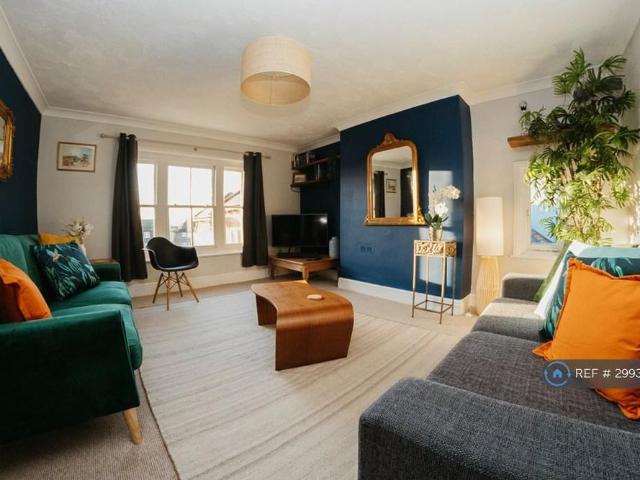 Apartment for rent in Arundel, Clapham