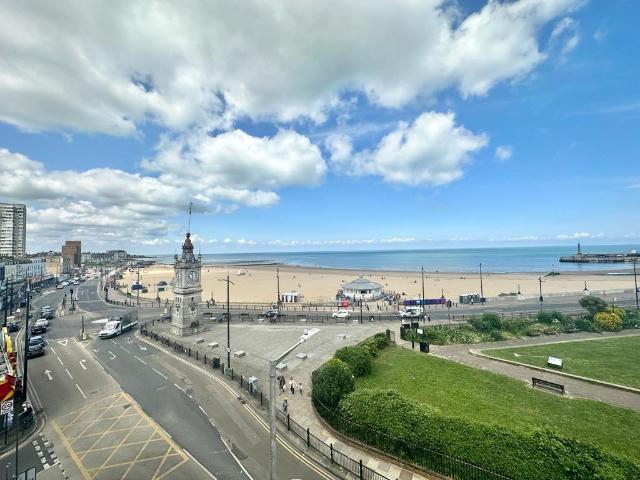 Flat for rent in Westbrook, Acol