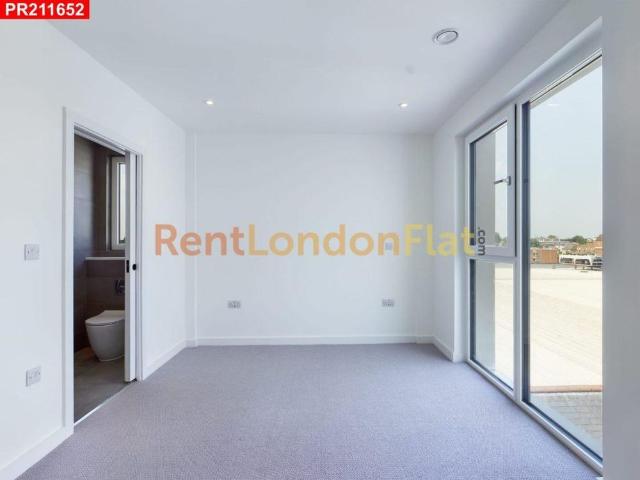 Apartment for rent in London Borough of Ealing, Greater London