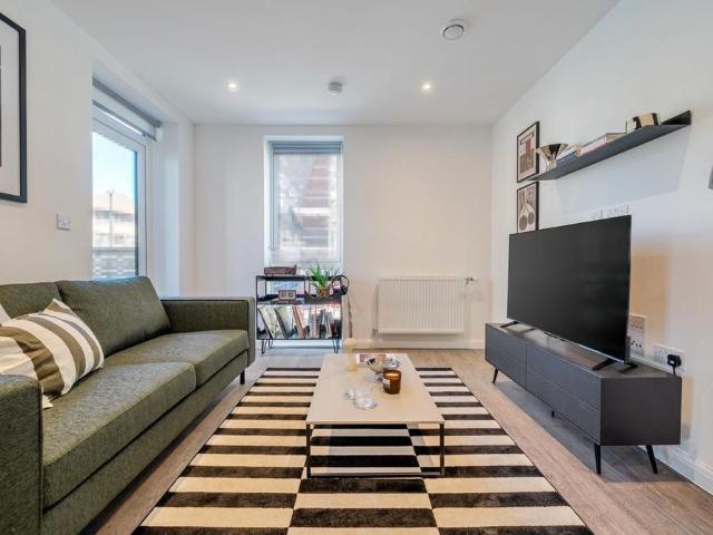 Apartment for rent in New Town, Monks Orchard