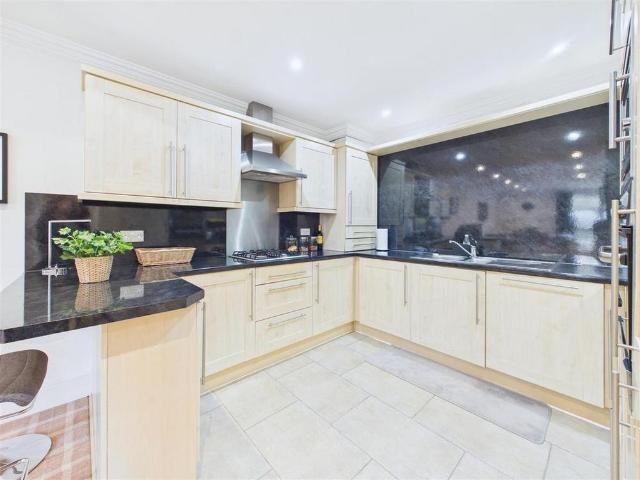 Apartment for rent in Millhouses, South Yorkshire