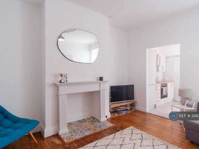 Apartment for rent in South Gosforth, Newcastle upon Tyne