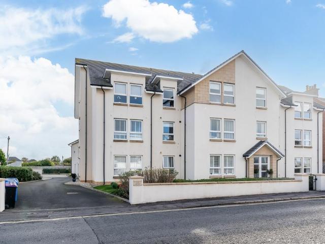 Flat for rent in Prestwick, Scotland