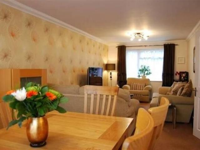 Apartment for rent in Batchworth