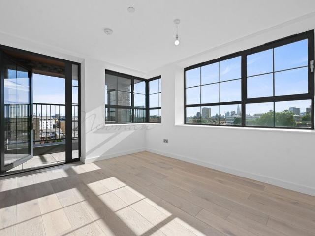 Apartment for rent in Ratcliffe, Greater London