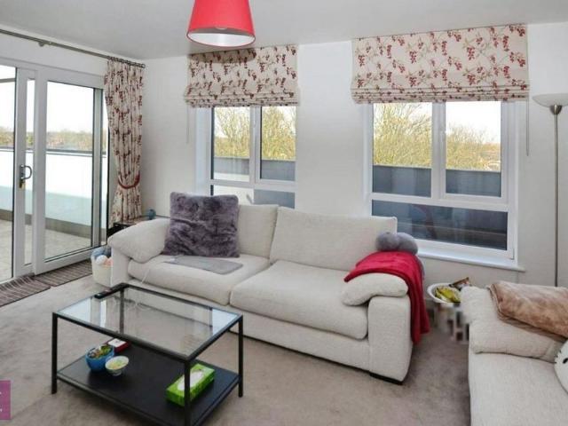 Apartment for rent in Sale Moor, Trafford Park