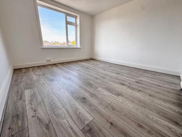Apartment for rent in Charminster, Bournemouth