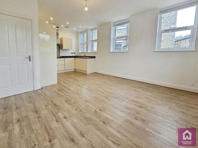 Apartment for rent in Calderstones