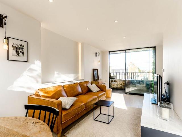 Flat for rent in Fulham, Greater London
