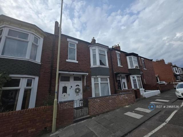 Flat for rent in Westoe, South Shields