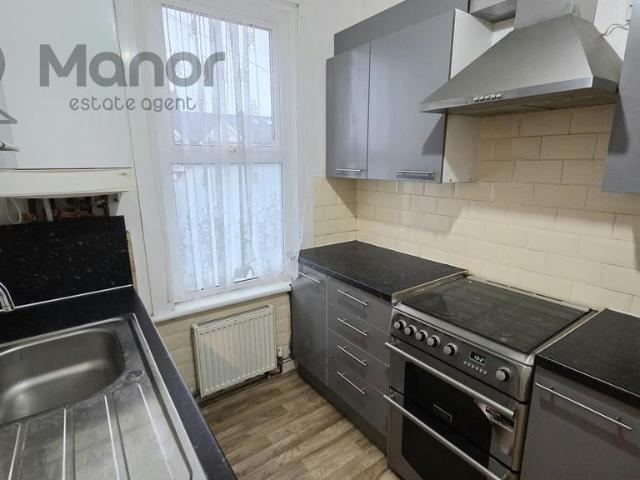 Flat for rent in Newbury Park, Isle Of Man