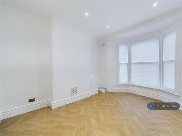 Apartment for rent in Finsbury Park, Greater London