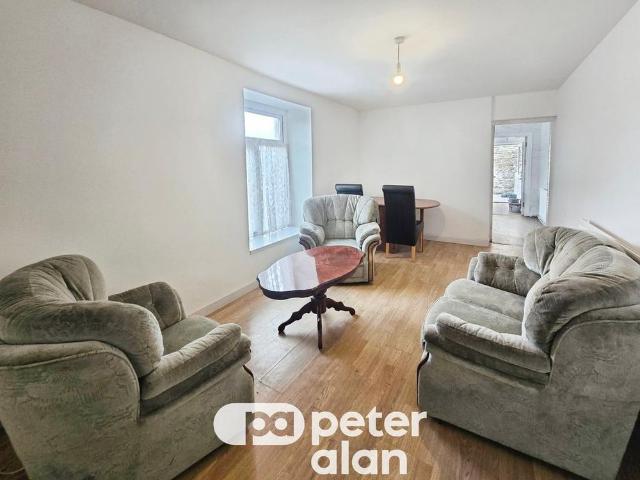 Apartment for rent in Mount Pleasant, Swansea