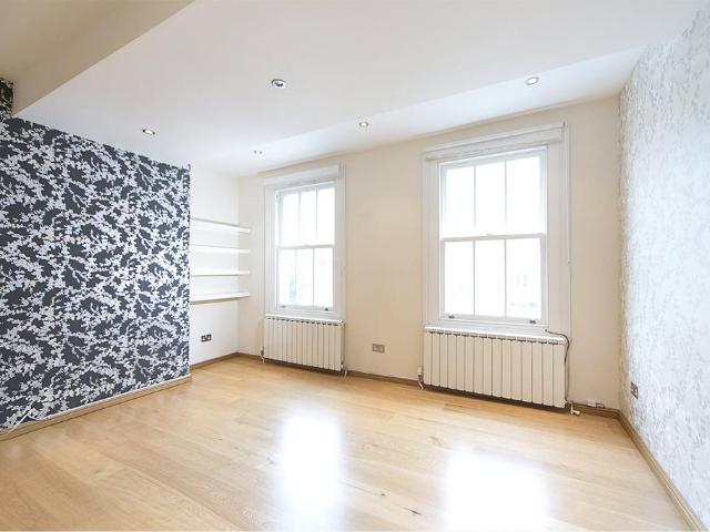 Flat for rent in St. John's Wood, Isle Of Man
