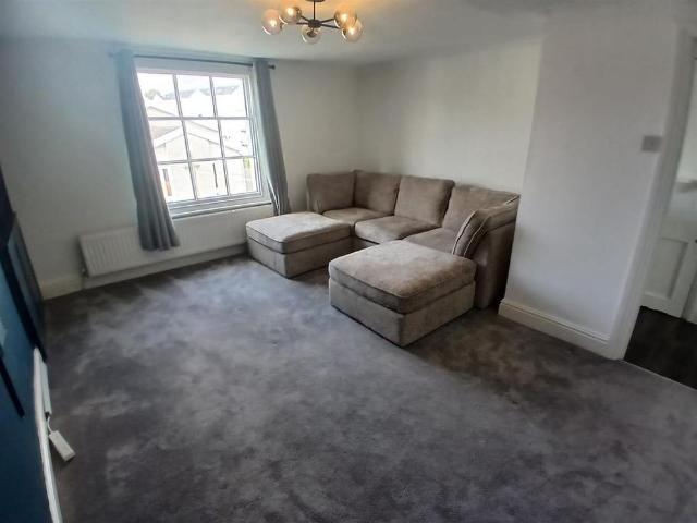 Apartment for rent in Milverton, Green Close