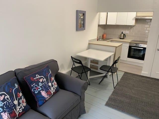 Apartment for rent in Merchiston, Scotland