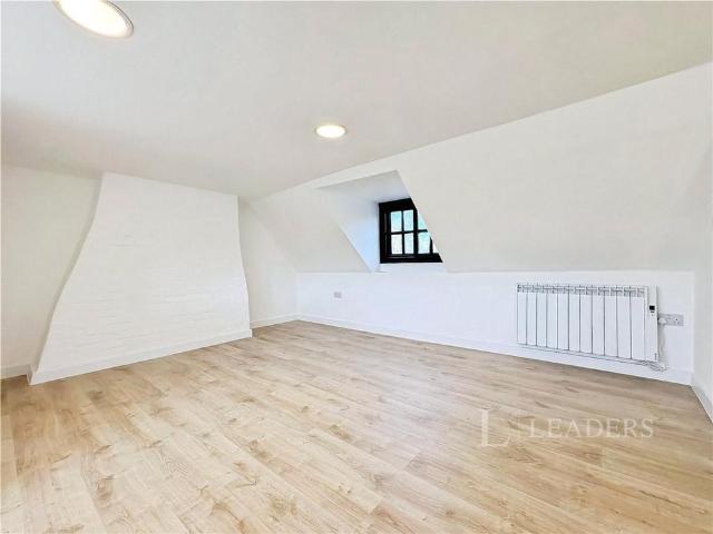 Apartment for rent in Key Street, Suffolk