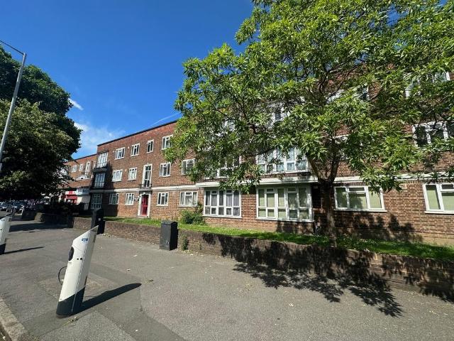 Flat for rent in Greater London