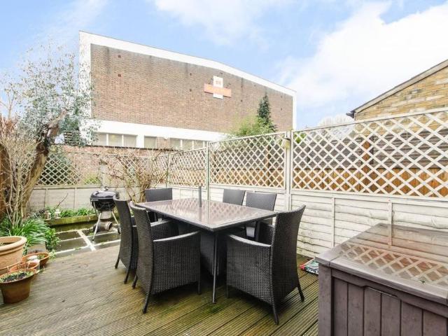 Apartment for rent in Cat Hill, Isle Of Man