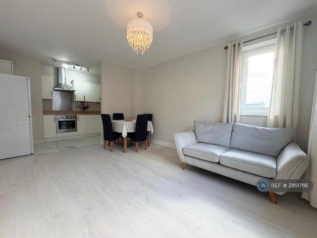 Apartment for rent in The Polygon, City Of Southampton