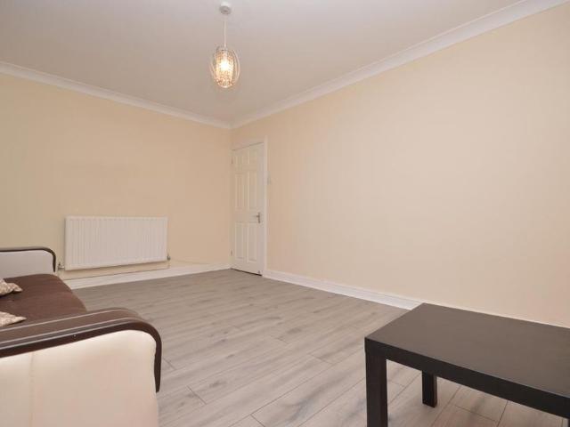 Apartment for rent in Cubitt Town, Greater London