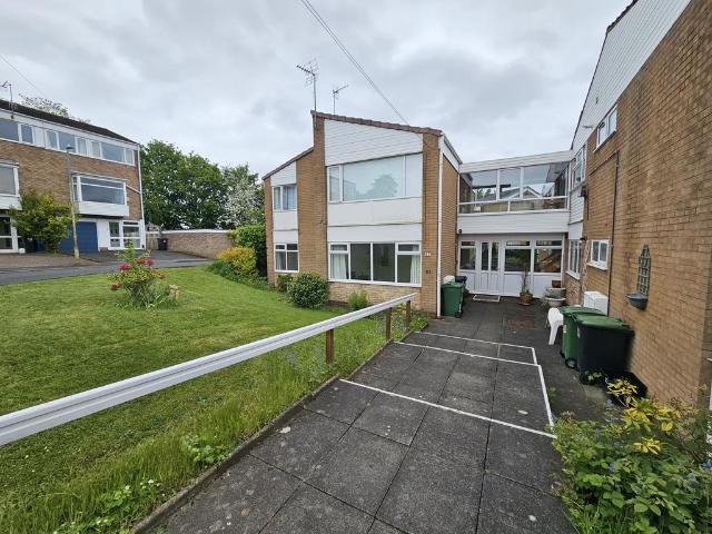 Flat for rent in Halesowen, Isle Of Man