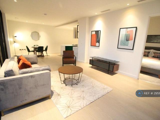 Flat for rent in Canary Wharf, Greater London