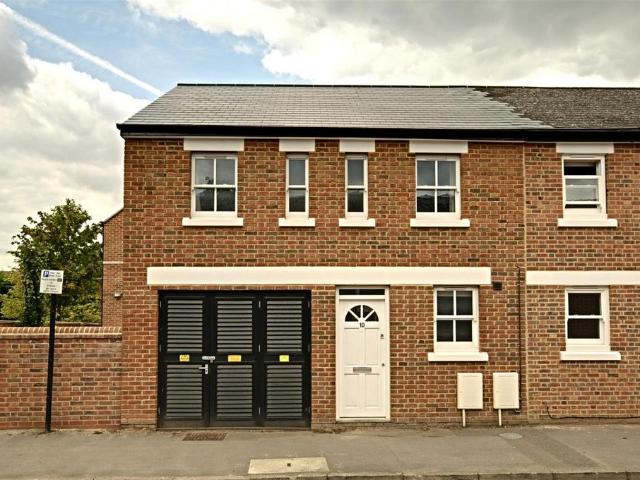Flat for rent in The Slade, Oxfordshire