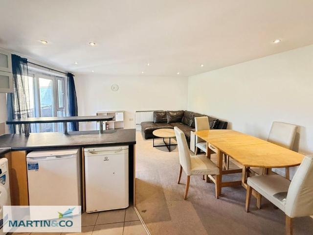 Apartment for rent in Dee Park, Reading